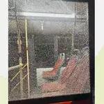 Полицията задържа непълнолетни за стрелбата по автобус в Перник