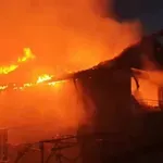 Мълния изпепели къща в Мъглиж