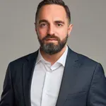 ChatGPT пише умните постове на икономист и политик от "Промяната"