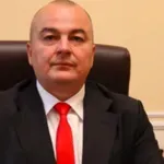Земеделският министър гневен на големите вериги, че го ограбват нагло