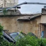 Под дърво и камък: Полицията в Бургас издирва избягалия каналджия