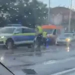 Под дъжда: Катастрофа блокира софийски булевард (ВИДЕО)