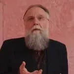 Александър Дугин обяснява на руснаците как да ползват интернет