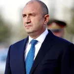 Радев с коментар за оставката на Сарафов и "незаконния град" край Варна