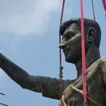 В далечна Индия: Демонтираха статуята на Меси