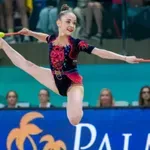 Стилияна Николова грабна златото на бухалки