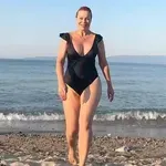 Мира Добрева не иска да се съблича по бански