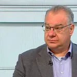 Д-р Мирослав Ненков: Най-после МЗ видя какво се случва надолу по веригата