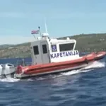 Трима души са загинали след сблъсък между катамаран и яхта във водите на Хърватия