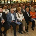Изненада от Командира: Дава ли рамо Костов на съперника на Радан Йордан Иванов?