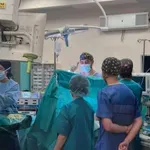 За пръв път: Медици от "Пирогов" оперираха "пеперудено дете"