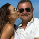Защо всички бягат от жената на Рачков