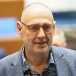 Посмертно: Любен Дилов-син е обявен за почетен гражданин на София