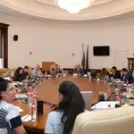 Новият ЦИК се срещна с Обществения съвет