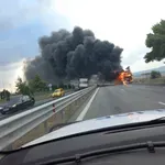 Автобус се запали на "Тракия"!