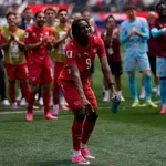 Трима "кръстоносци" висят за Колубмия