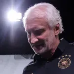 Руди Фьолер ще продължи да е спортен директор на Бундестима