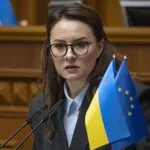 Премиерът на Украйна хвърли оставка
