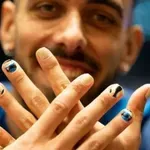 Защо испанският национал Борха Иглесиас си лакира ноктите