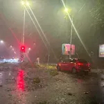 Ураган в Пловдив, заради пороя прекъснаха двубоя "Ботев" - "Локо" (Сф)