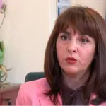 Правителството обмисля 75% обезщетение за майките, които се връщат по-рано на работа