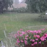 Времето днес – хладно и с валежи с гръмотевици