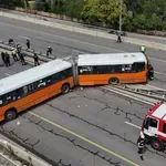 Официално: Спирачната система на автобуса, скъсал мантинела, е била изправна