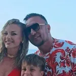 Константин отбеляза 50-годишния си юбилей в луксозния си палат на морето