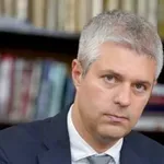 Протестиращи искат оставката на Благо Коцев, той: "Добре!"