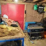 Полицията откри 7400 контрабандни вейпа в бус и разби домашна работилница за тютюн