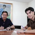 Левски подписа със свой юноша