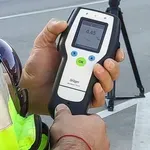 Криволичи по пътя: Спипаха шофьор с близо 4 промила алкохол в Монтанско