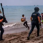 Във вторник ЕС свиква извънреден съвет заради мигрантската криза в Сеута
