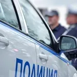 Шофьор си спретна гонка с полицията в София и с Порше-то си блъсна патрулката