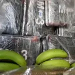 Великобритания задържа близо 3 тона кокаин, скрит сред банани