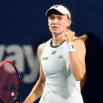 Рибакина и Шнайдер прогресират в Охайо, изправят се една срещу друга