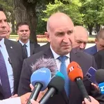Радев: Доволен съм от министрите, но насаме имам какво да им кажа