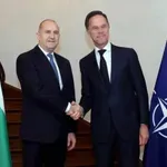 Радев разговаря с Марк Рюте за статията на "Файненшъл Таймс"