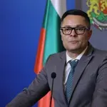 Пулев: Ще има подкрепа от държавата само и единствено ако се създадат работни места и се плащат данъците