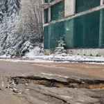 АПИ още се чуди и мае как да укрепи свлачището на пътя Смолян - Пампорово