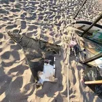 Парче от военен дрон стресна туристите на плажа в Лозенец