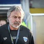 Ясен Петров напуска Спартак (Вн) след 0:6 от Левски