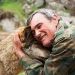 На 80 години почина "момчето вълк", живяло 12 години в глутница