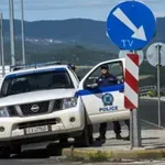 Арестуваха българин за трафик на нелегални мигранти в Гърция
