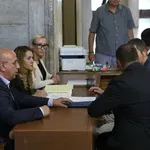 "Възраждане" се регистрираха в ЦИК, Костя не каза кой е кандидат-президентът