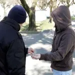 Задържаха четирима мъже с наркотици във Варна