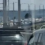 Полицаи разубедиха мъж да скача от Аспарухов мост