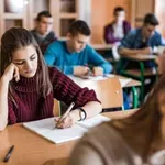 Резил: Българските ученици последни в ЕС по четене и математика