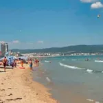 Евтино море през септември: Вижте с колко паднаха цените