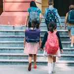 Родителите няма да връщат помощта за ученици при 5 неизвинени